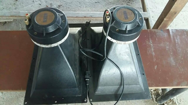 ไดร์เวอร์เสียงแหลม d45 พร้อมปาก สภาพดีครับ ราคาชิวๆครับ ไดร์เวอร์เสียงแหลม d45 พร้อมปาก สภาพดีครับ ราคาชิวๆครับ