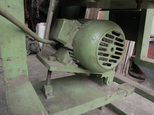 ขายเครื่องขัดกระดาษทรายแบบแป้นกลม ขายเครื่องขัดกระดาษทรายแบบแป้นกลม