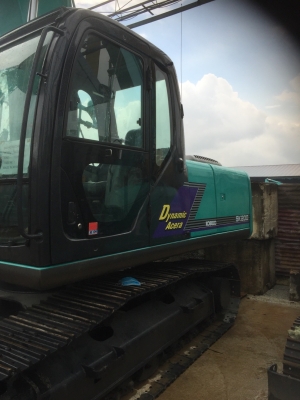 #รถขุด โกเบ SK200 Mark5  โทร.กุ้ง:0813062283