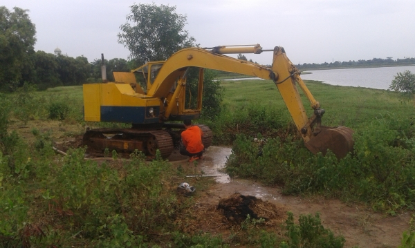 ขายรถรถแม็คโค