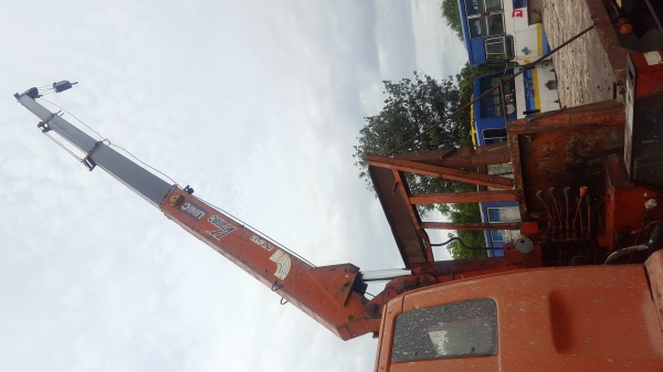 ขาย เครน ยูนิค 4 ตัน 3 ชัก 4 ปลอก พร้อมใช้งาน ราคา 155000 ราคาต่อรองได้