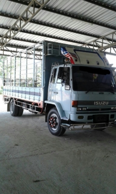 หกล้อนางฟ้าสวยๆ อีซูชุ ร็อค FTR195นางฟ้า ช่วงยาว7.20ม สภาพนางฟ้าสวยจัดเดิมๆพร้อมใช้สุดๆ เล่มทะเบียนพร้อมโอน