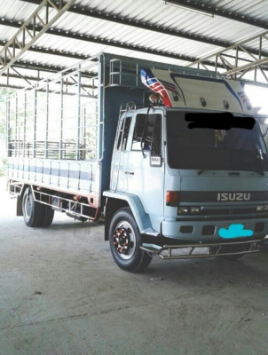 หกล้อนางฟ้าสวยๆ อีซูชุ ร็อค FTR195นางฟ้า ช่วงยาว7.20ม สภาพนางฟ้าสวยจัดเดิมๆพร้อมใช้สุดๆ เล่มทะเบียนพร้อมโอน