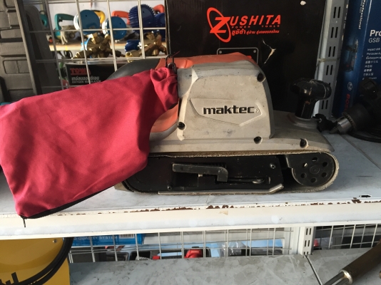 ขาย รถถังขัดกระดาษทราย MAKTEC MT941 มือสอง สภาพสวยครับ ขาย รถถังขัดกระดาษทราย MAKTEC MT941 มือสอง สภาพสวยครับ