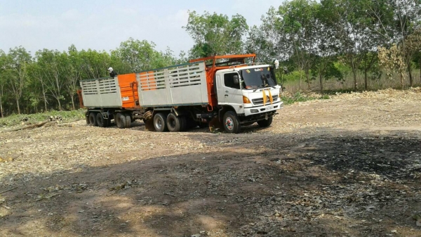 ขายHino320ปี50พ่วงแม่ลูกดั้ม3มิตรสนใจติดต่ออ๊อฟพิจิตร086-737-9991