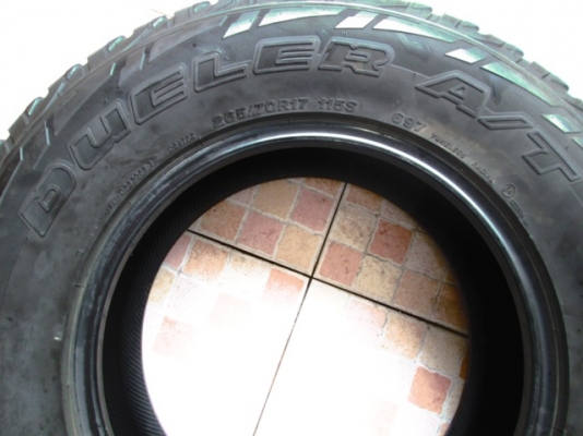ขายยาง BRIDGESTONE A/T 697 265-70-17 สวยๆ (1ชุด) ขายยาง BRIDGESTONE A/T 697 265-70-17 สวยๆ (1ชุด)