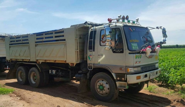 ขายดั้ม2เพลา 3Mแม่เดี่ยว รถสวยสภาพดี เอกสารพร้อมโอน ราคา1,050,000 สนใจโทร 090-8588220คุณนะ 093-3258446คุณบิว หรือเข้าดูสินค้าอื่นๆได้ที่ www.narong2truck.com หรือ www.truck.in.th/498 หรือเพจFacebook ณรงค์ ซื้อขายรถมือสอง (เว็บไซต์ส่วนตัว) หรือFacebook คุณ