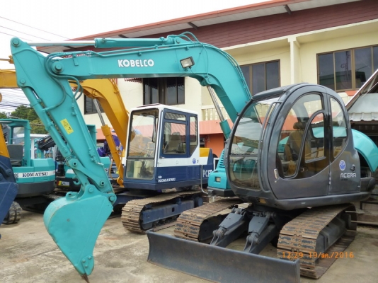ขายรถขุด  KOBELCO SK60 มาคไฟร์