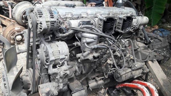 ขายเครื่องHENO PO9 เครื่องเกียร์หม้อน้ำ อินเตอร์มีใบคุม 175000 ตัดลงจากรถบัส สนใจ ติดต่อ 0970408451 แว่นครับ ขายเครื่องHENO PO9 เครื่องเกียร์หม้อน้ำ อินเตอร์มีใบคุม 175000 ตัดลงจากรถบัส สนใจ ติดต่อ 0970408451 แว่นครับ