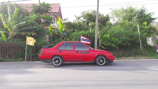 ขาย รถเก๋งถูกๆ กันแดดกันฝน ติดแก้สพร้อม