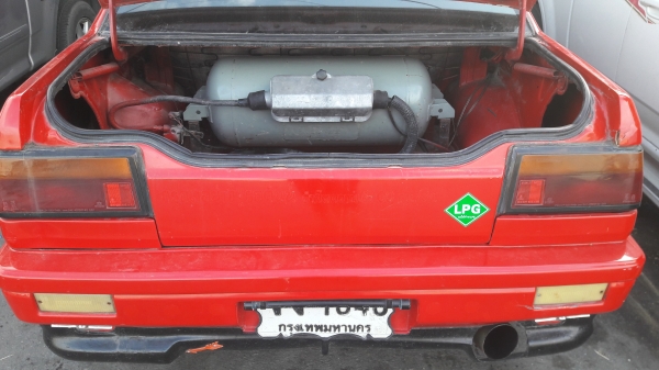 ขาย รถเก๋งถูกๆ กันแดดกันฝน ติดแก้สพร้อม