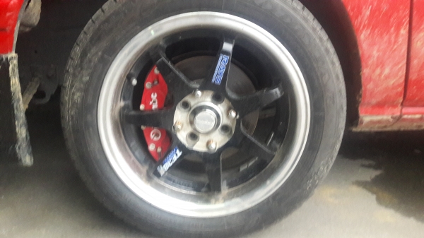 ขาย รถเก๋งถูกๆ กันแดดกันฝน ติดแก้สพร้อม