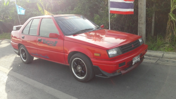 ขาย รถเก๋งถูกๆ กันแดดกันฝน ติดแก้สพร้อม