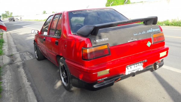 ขาย รถเก๋งถูกๆ กันแดดกันฝน ติดแก้สพร้อม