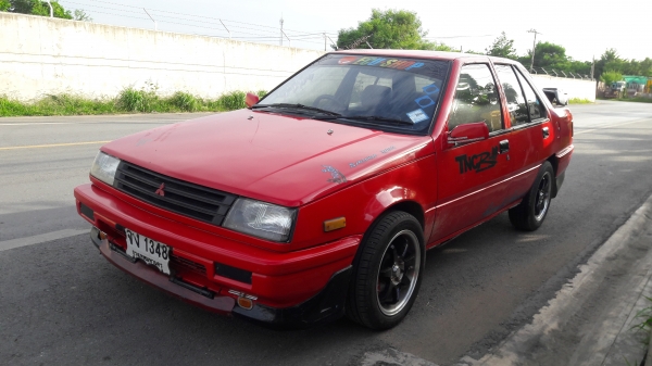 ขาย รถเก๋งถูกๆ กันแดดกันฝน ติดแก้สพร้อม