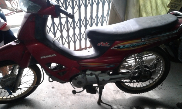 Honda dream 125