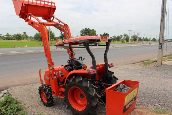 ขายคูโบต้า L3608SPพร้อมบุ้วกี๋