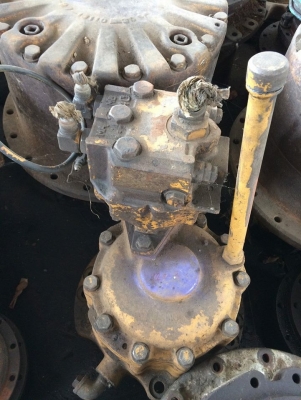 โป๊ะสวิง komatsu pc120-3 เก่า ราคา 45,000 บาท โป๊ะสวิง komatsu pc120-3 เก่า ราคา 45,000 บาท