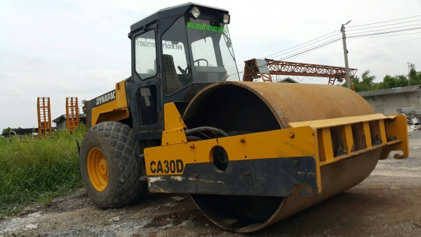 ขออนุญาติขาย CA30D สองเพลาเปีอกเดี่ยว พร้อมใช้งานพร้อมโอนเก๋งแอร์ราคา 750000 สนใจติดต่อ 0853224877-0988930465