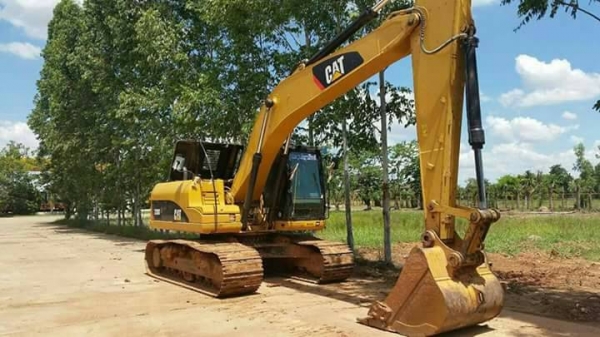 ขอนุญาติขายรถ 320Dกระบอกดำ ๋ฤญฤ์2293 ชั่วโมงพร้อมใช้งานสนใจติดต่อ 0853224877-0988930465