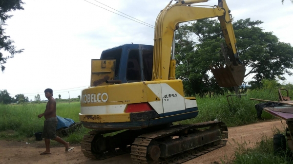 ขอนุญาติขาย SK60มาทรีเอกสารอินวอย ไฟฟ้าครบพร้อมใช้งานพร้อมโอนส๓าพสวยราคา 530000 สน ใจติดต่อ 0853224877-0988930465