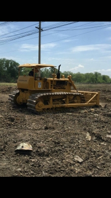 ขายรถแทรกเตอร์ D-5-D ตีนเป็ดช่วงล่าง สวยรถพร้อมใช้งาน