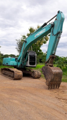 รถแบคโฮ KOBELCO SK200 M6 YN8