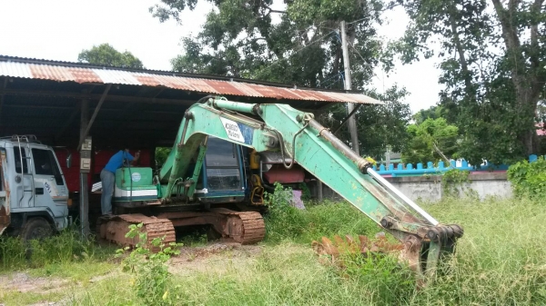 ขายรถแบคโฮ950,000บาท