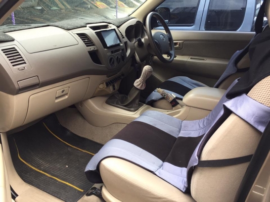 โทร 0922726669 ตันหยงออโต้เบส TOYOTA VIGO 2.5E CAB MT ปี2005 โทร 0922726669 ตันหยงออโต้เบส TOYOTA VIGO 2.5E CAB MT ปี2005