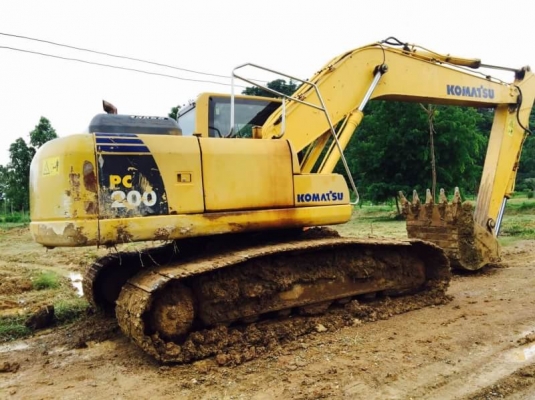 Komatsu 200รุ่น8 เล่มทะเบียน. ทำงาน10400ชม สภาพสวยๆๆพร้อมใช้