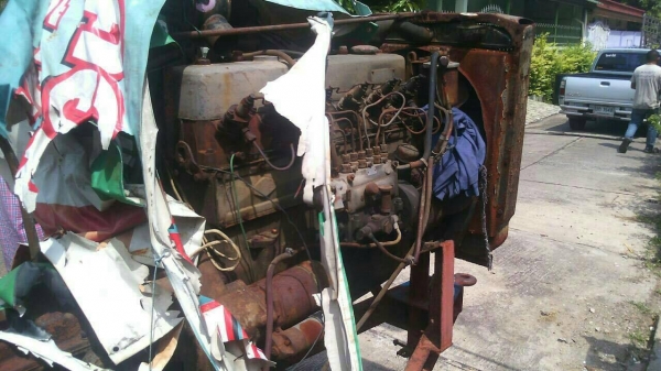 เครื่องสูบน้ำ เครื่อง Hino 6 สูบ  ท่อ 10/12 นิ้ว ขาย 120,000.-