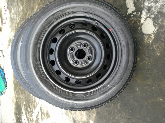 กะทะล้อ 4 รูพร้อมยาง