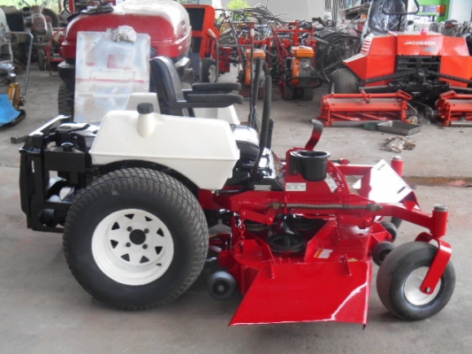 รถตัดหญ้า TORO Exmark 3 ใบตัด