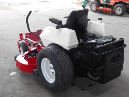 รถตัดหญ้า TORO Exmark 3 ใบตัด