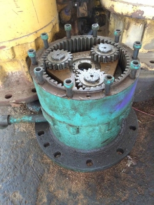 โป๊ะสวิง kobelco SK120-5 เก่าญี่ปุ่น ไม่มีมอเตอร์ ราคา 60,000 บาท