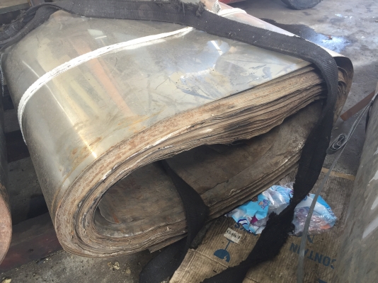 ขายสแตนเลสแผ่น 304ยกม้วนครับ มี2ม้วน ขายชั่งกิโลยกม้วน โลละ70บาทครับ