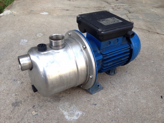 ขายปั้มน้ำหัวปั้มสแตนเลส Ebara 0.8HP. 220V ไฟบ้าน รุ่นแรงดันสูง สภาพสวย วิ่งนิ่มเดิมๆ พร้อมใช้งาน