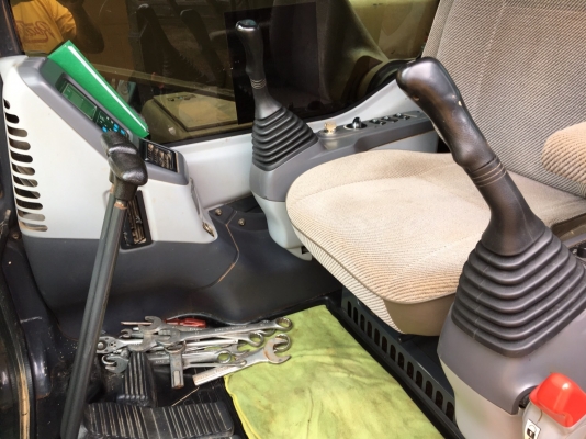 PC200-7 ปี2010..ทำงาน11000.ชม เล่มพร้อม รถสวยมากๆเดิมๆ