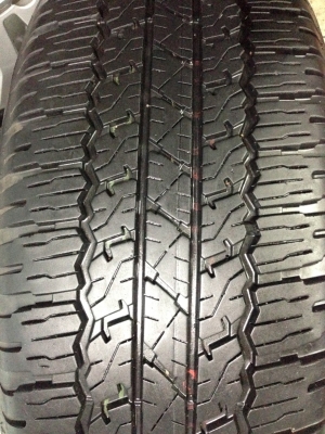 แม็กป้ายแดง โตโยต้า เรโว่ พร้อมยาง 265-65-17 เส้นสีชัดๆ แม็กป้ายแดง โตโยต้า เรโว่ พร้อมยาง 265-65-17 เส้นสีชัดๆ