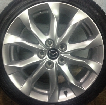 แม็ก NEW MAZDA3 ขอบ 18 พร้อมยาง 215-45-18 ปลายปี 15 แม็ก NEW MAZDA3 ขอบ 18 พร้อมยาง 215-45-18 ปลายปี 15