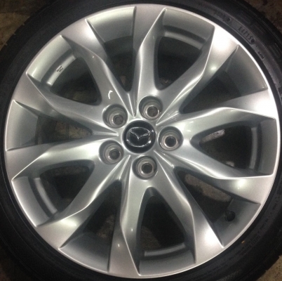 แม็ก NEW MAZDA3 ขอบ 18 พร้อมยาง 215-45-18 ปลายปี 15 แม็ก NEW MAZDA3 ขอบ 18 พร้อมยาง 215-45-18 ปลายปี 15