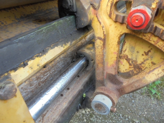 ขายรถเกรด KOMATSU GD505A-3AE สภาพสวยพร้อมใช้งานนำเข้าจากญี่ปุ่น ติดต่อ อำพล 090-9694506/ 080-3031241 ขายรถเกรด KOMATSU GD505A-3AE สภาพสวยพร้อมใช้งานนำเข้าจากญี่ปุ่น ติดต่อ อำพล 090-9694506/ 080-3031241