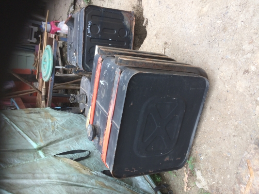 ถังนั้่มัน200ลิตร ใบละ3500