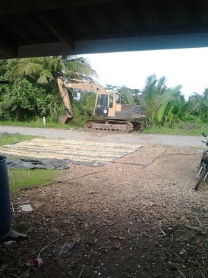 ขายรถkomatsu pc120-3 รถใช้งานใด้ปกติ ช่วงล่างเต็ม เอวเเน่น แอร์เย็น ต่อรองใด้คับ