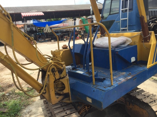ขาย komatsu pc-10-5 ขาย komatsu pc-10-5