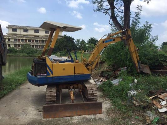 ขาย komatsu pc-10-5 ขาย komatsu pc-10-5
