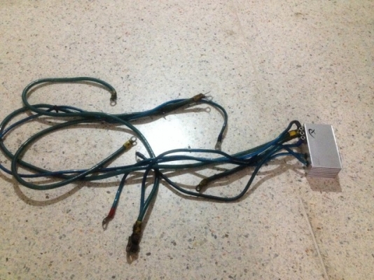 กล่องเรียงกระแสไฟ Apexi versa cruise ครบชุดพร้อมสายกาวเก่าญี่ปุ่นเเท้ใช้งานได้