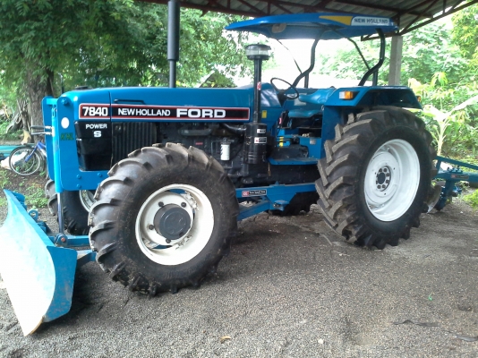 ขาย 7840 คาราโล่ เกียรกลาง6สูบดันหน้าผาน 3 เอกสารเล่มทะเบืยน