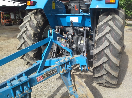 ขาย 7840 คาราโล่ เกียรกลาง6สูบดันหน้าผาน 3 เอกสารเล่มทะเบืยน