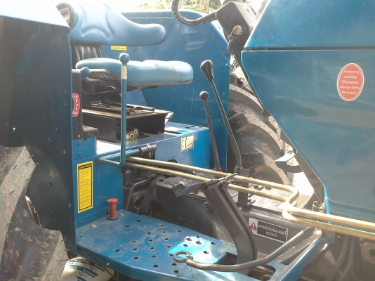 ขาย 7840 คาราโล่ เกียรกลาง6สูบดันหน้าผาน 3 เอกสารเล่มทะเบืยน